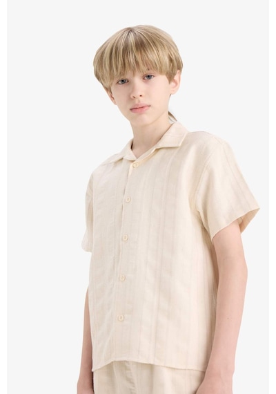 DeFacto Erkek Çocuk Oversize Geniş Kalıp Polo Yaka Kısa Kollu Gömlek E5831A825HSBG33 DeFacto Erkek Çocuk Oversize Geniş Kalıp Polo Yaka Kısa Kollu Gömlek E5831A825HSBG33