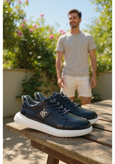 Enoch Erkek Deri Perfore Detaylı Ve Nakış Logolu Hafif Tabanlı Klasik Sneaker Comfort Ayakkabı Lacivert - Beyaz Enoch Erkek Deri Perfore Detaylı Ve Nakış Logolu Hafif Tabanlı Klasik Sneaker Comfort Ayakkabı Lacivert - Beyaz