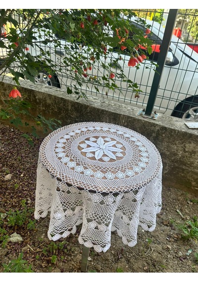 Beyaz- Fiskos Örtüsü- Yuvarlak