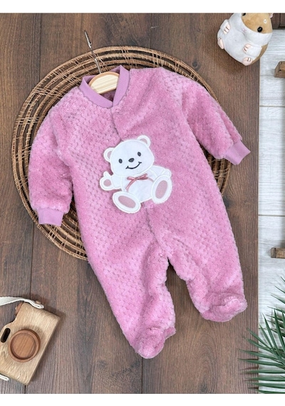101 Dalmaçyalı Peluş Ayıcık Nakışlı Patikli Çıtçıtlı Kışlık Erkek Bebek Tulum Gül Kurusu