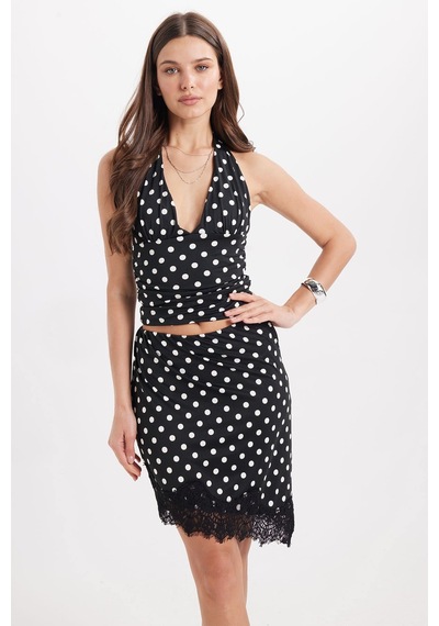 Tudors Kadın Slim Fit Dar Kesim Puantiyeli Dantel Detaylı Asimetrik Siyah Etek-51018