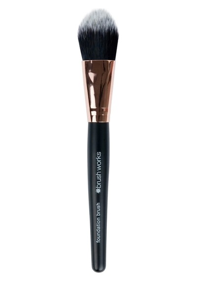 Brushworks Foundation Brush Sıvı Ve Toz Fondöten İçin Yüksek Kaliteli Fırça