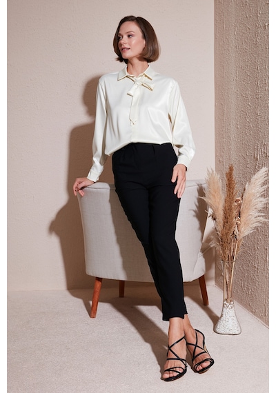 Lela Regular Fit Bağlama Detaylı Saten Bayan Gömlek 611Go00159 Ekru