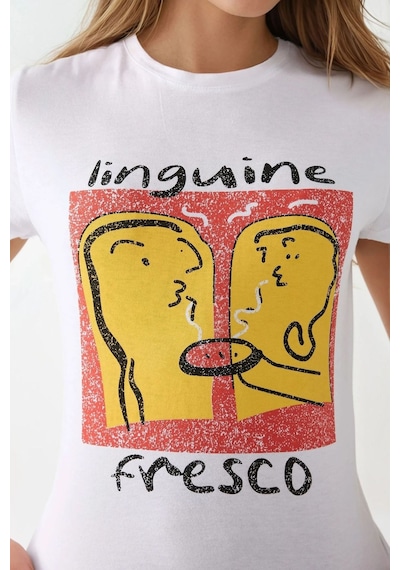 Hiccup Dar Kesim Desenli Yuvarlak Yaka T-shirt Çok Renkli