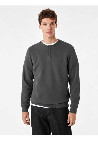 Koton Uzun Kollu Pamuklu Waffle Dokulu Henley Yaka Sweatshirt Antrasit 7wam70106mk