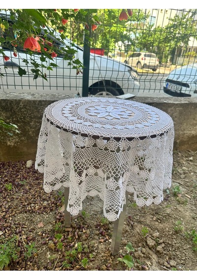 Beyaz- Fiskos Örtüsü- Yuvarlak