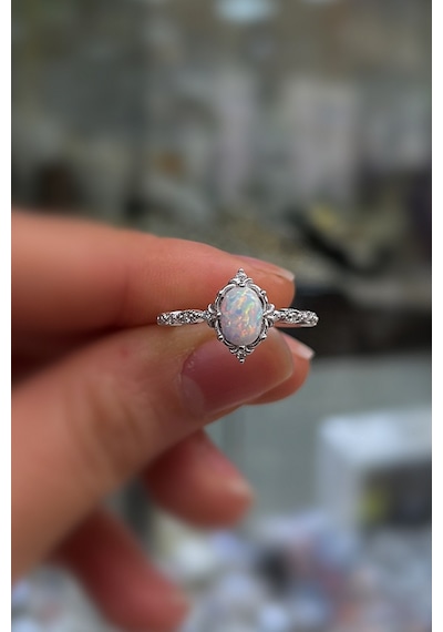 925 Ayar Gümüş Oval Beyaz Opal Taşlı Vintage Yüzük Gümüş