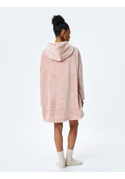 Koton Cepli Uzun Kollu Oversize Kapüşonlu Peluş Sabahlık Pembe 5wlk70021mk Gül Gülkurusu Koton Cepli Uzun Kollu Oversize Kapüşonlu Peluş Sabahlık Pembe 5wlk70021mk Gül Gülkurusu