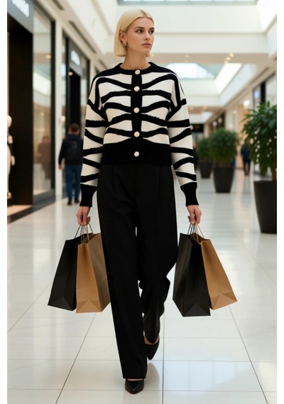 Benerly Kadın Oversize Crop Dalgalı Desenli Triko Hırka Düşük Kol Bisikle Siyah Benerly Kadın Oversize Crop Dalgalı Desenli Triko Hırka Düşük Kol Bisikle Siyah