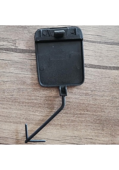 Seat Leon 2009-2013 Çeki Demiri Kancası Kapağı Ön Kare 1P0807241C