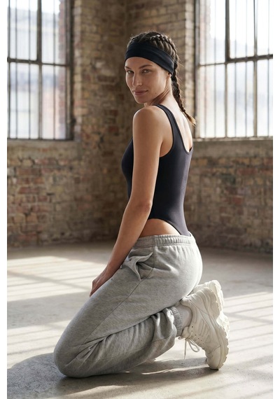 Woneagle Kadın Gri Melanj Logolu Yüksek Bel Rahat Kesim Jogger Eşofman Altı Gri Melanj Gri Melanj Woneagle Kadın Gri Melanj Logolu Yüksek Bel Rahat Kesim Jogger Eşofman Altı Gri Melanj Gri Melanj