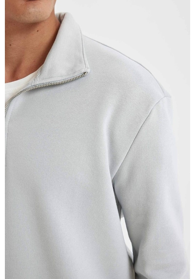 DeFacto Comfort Regular Fit Rahat Kalıp Fermuarlı Dik Yaka Basic Düz Sweatshirt X7405AZ24AUGR253