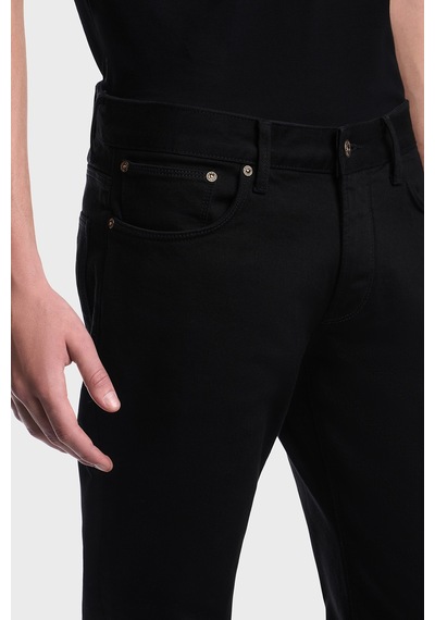 Emporio Armani Pamuklu Slim Fit Düşük Bel Jeans Erkek Kot Pantolon Em000121 Af27706 Mc002 Siyah Emporio Armani Pamuklu Slim Fit Düşük Bel Jeans Erkek Kot Pantolon Em000121 Af27706 Mc002 Siyah