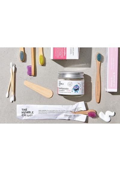 The Humble Co. - Humble Brush Baby Black - Ultra Soft Siyah Bebek Bambu Diş Fırçası Ultra Soft Siyah