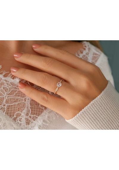 Sirius 0,75 Karat Pırlanta Ve Beyaz Topaz Tektaş Yüzük 0802R0005