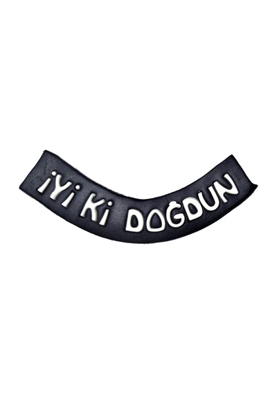 Şeker Hamurundan Yenilebilir İyi Ki Doğdun Yazı Pasta Süsü Siyah Üzeri Beyaz Yazı 1 Adet Gelecek