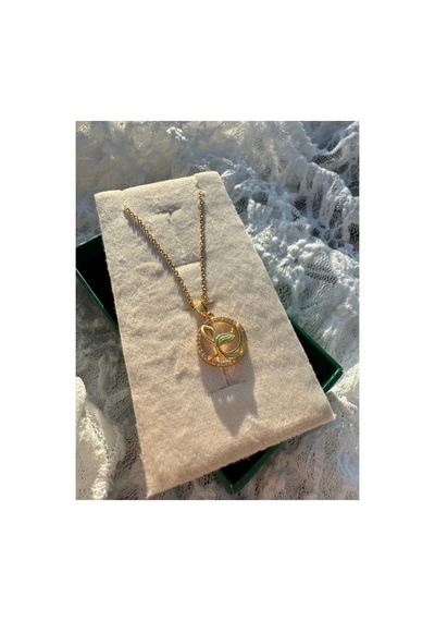 Leaf Harmony Pendant Altın