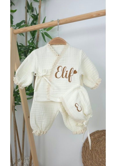 Gros Shop Müslin Yeni Doğan 4katlı Organik %100pamuk Kişiye Özgü Nakışlı Hastane Çıkış Seti Kalpli Model-8 Ekru-3