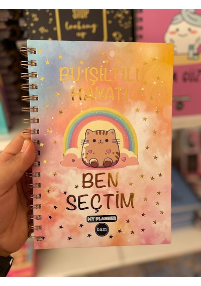 Bu Işıltılı Hayatı Ben Seçtim Sticker'lı Tarihsiz Konuşan Ajanda Haftalık Planlayıcı Defter Beyaz