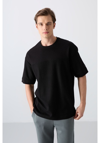 Tommy Life Siyah Pamuklu Kalın Yüzeyi Dokulu Oversize Fit Basic Erkek T-shirt - 88340 Siyah