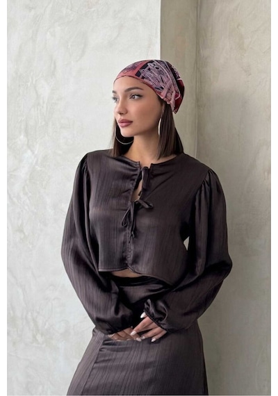 Verymoda Kraşlı Saten Önden Bağlamalı Bluz F1916 Kahve