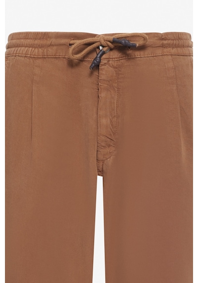 Wrangler Regular Fit Normal Kesim Normal Bel Düz Paça Camel Chino Pantolon W221266211 Camel Wrangler Regular Fit Normal Kesim Normal Bel Düz Paça Camel Chino Pantolon W221266211 Camel
