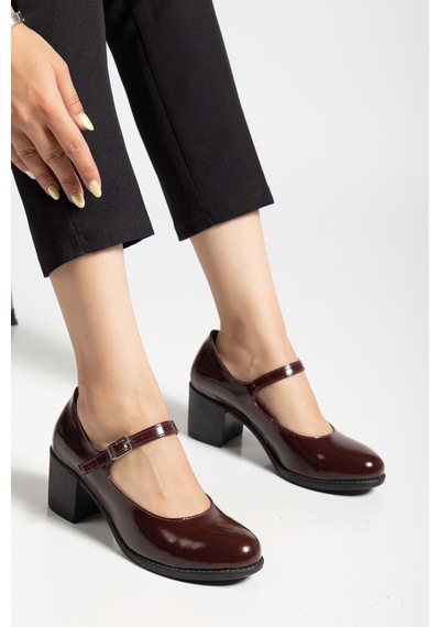 Analin Shoes Kadın Hakiki Deri Bantlı Topuklu Ayakkabı Bordo