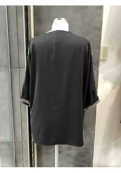 Pera Moda Büyük Beden Yakası Ve Kol Manşeti Taşlı Oversize Uzun Gömlek Kırmızı