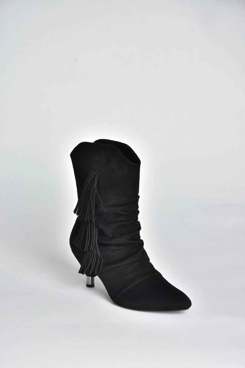 Fox Shoes V404022202 Siyah Süet Alçak Topuklu Püsküllü Kadın Bot Siyah-Süet