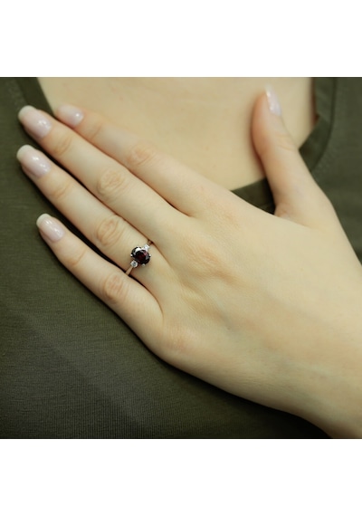Lova Pırlantalı Oval Garnet Yüzük - 1020227