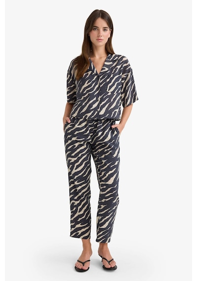 DeFacto Carrot Fit Zebra Desenli Modal Kumaş Pantolon Çift Cepli Yüksek Bel Düz Paça E6360AX25SPBK81