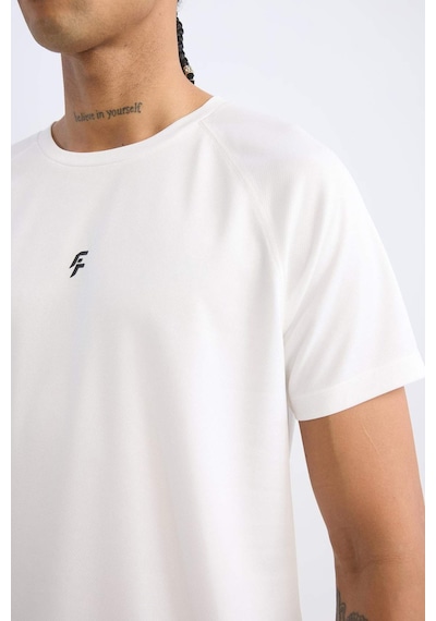 DeFactoFit Hızlı Kuruyan Slim Fit Dar Kesim Bisiklet Yaka Baskılı Sporcu Kısa Kollu Tişört V2887AZ25SPWT34 DeFactoFit Hızlı Kuruyan Slim Fit Dar Kesim Bisiklet Yaka Baskılı Sporcu Kısa Kollu Tişört V2887AZ25SPWT34