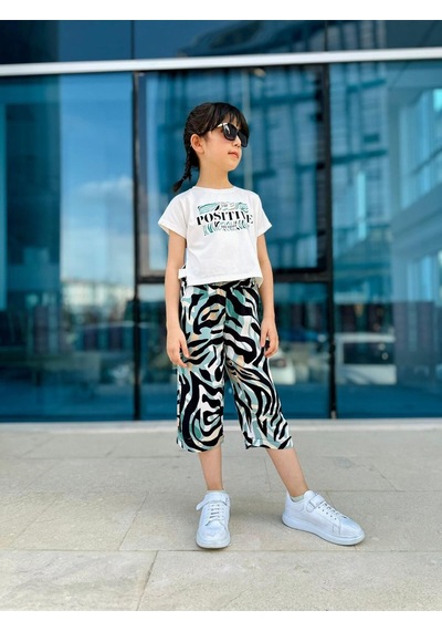 Miniğimin Cicileri Positive Baskılı Viskon Zebra Desen Kız Çocuk Takım - Yeşil-beyaz Yeşil Miniğimin Cicileri Positive Baskılı Viskon Zebra Desen Kız Çocuk Takım - Yeşil-beyaz Yeşil
