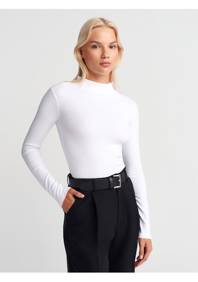Dilvin 31433 Yarım Balıkçı Yaka Top-beyaz Beyaz