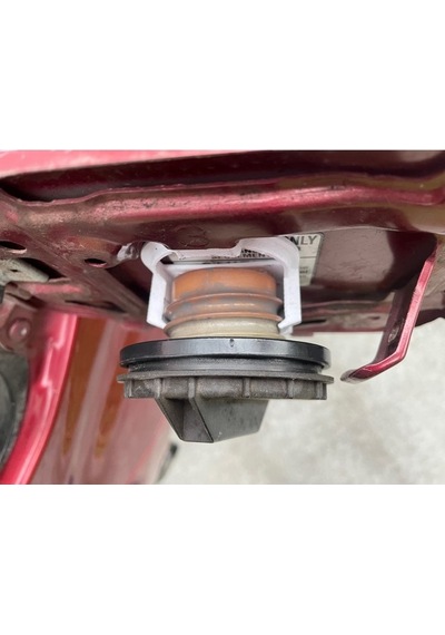 Subaru Forester Benzin/yakıt Depo Kapağı Tutucu - Takviye Garnitürlü Gusseted
