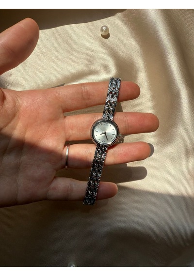 Retro Minimal Hasır Kordon Vintage Kadın Kol Saati Yuvarlak Gümüş