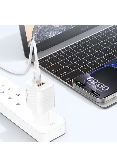 Recci Rc83e Type-c Pd & Usb-a Gan Teknolojili Qc3.0 Hızlı Şarj Başlığı 35w Beyaz