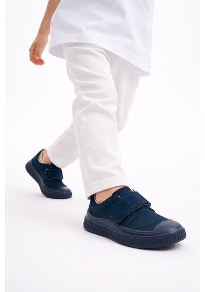 Muggo Rony Cırtlı Delikli Günlük Nefes Alabilen Unisex Çocuk Sneaker Spor Ayakkabı Lacivert Muggo Rony Cırtlı Delikli Günlük Nefes Alabilen Unisex Çocuk Sneaker Spor Ayakkabı Lacivert