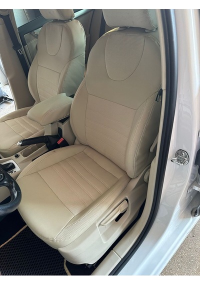 Skoda Octavia 2013-2016 Elegance-stayle Paket Yarı Deri Yarı Kumaş Araca Özel Dikim Koltuk Kılıfı
