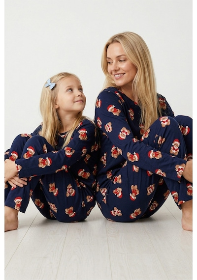 Siyah İnci %100 Pamuklu Şeker Baston Desenli Yılbaşı Temalı Örme Pijama Takım Lacivert Ayıcık Siyah İnci %100 Pamuklu Şeker Baston Desenli Yılbaşı Temalı Örme Pijama Takım Lacivert Ayıcık