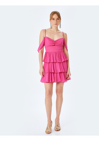 Koton Katlı Volanlı Kısa Kollu Kalp Yaka Mini Elbise Pembe 5sak80042fw Gül Koton Katlı Volanlı Kısa Kollu Kalp Yaka Mini Elbise Pembe 5sak80042fw Gül