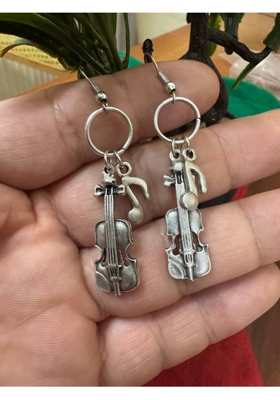 Keman Ve Nota Figürlü Sallantılı Metal Küpe Çift Figür Tasarım Çok Renkli