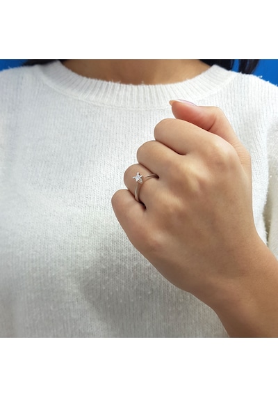 Lova  F Renk 0,11 Karat Pırlanta Tektaş Yüzük - IDL Sertifikalı