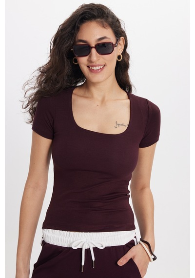 Tudors Kadın Slim Fit Dar Kesim Modal Kumaş Yumuşak Dokulu Pamuklu Kare Yaka Kısa Kollu Mürdüm Tişört-50701