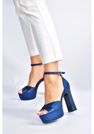 Fox Shoes Lacivert Saten Kumaş Platform Topuklu Kadın Ayakkabı M348202504 Lacivert
