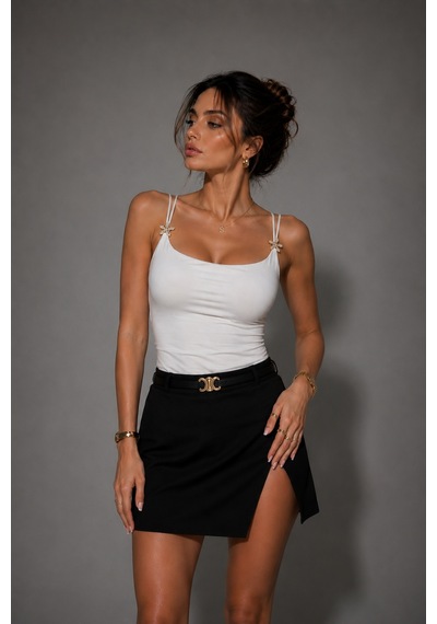 Wild Bee Kadın Beyaz Aksesuar Detaylı İp Askılı Slim Fit Bluz
