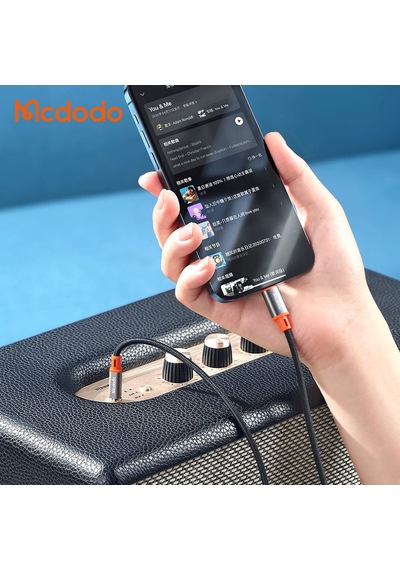 Mcdodo Lightning To 3.5Mm Erkek Aux Ses Aktarım Kablosu 1.2 Metre