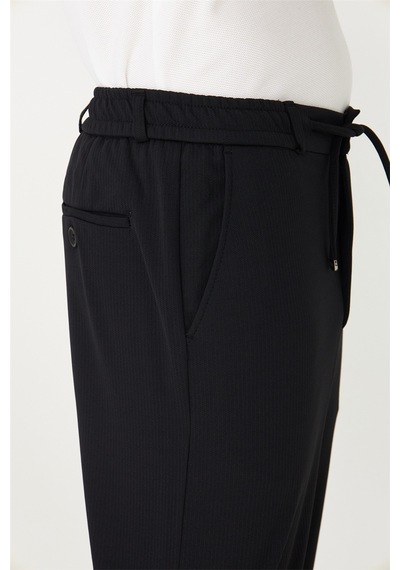 Siyah Bağcıklı Modern Kesim Jogger Pantolon Siyah