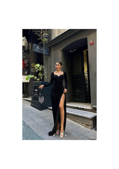 DefyModa Kadın Kalp Yaka Yırtmaçlı Uzun Kollu Abiye Elbise Siyah