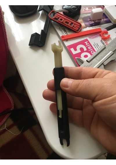 2006-2011 Ford Focus Kaput Kilit Bağlantı Mekanizması